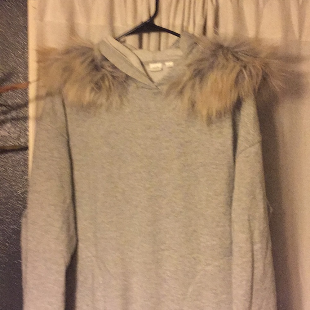 Gap fur lined sweatshirt